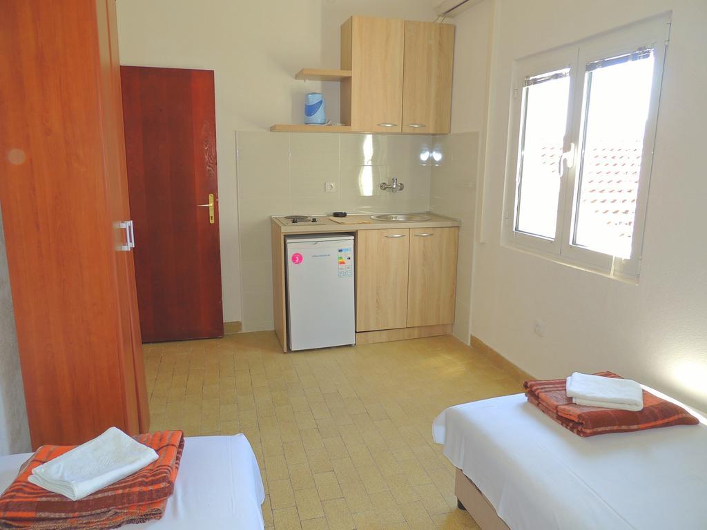 Guest House Jelena Budva Luaran gambar