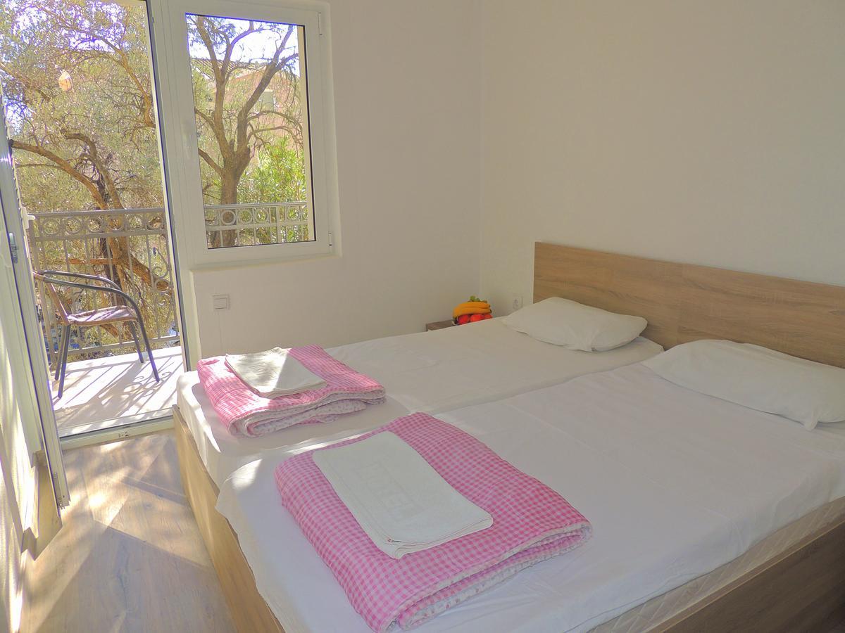 Guest House Jelena Budva Luaran gambar