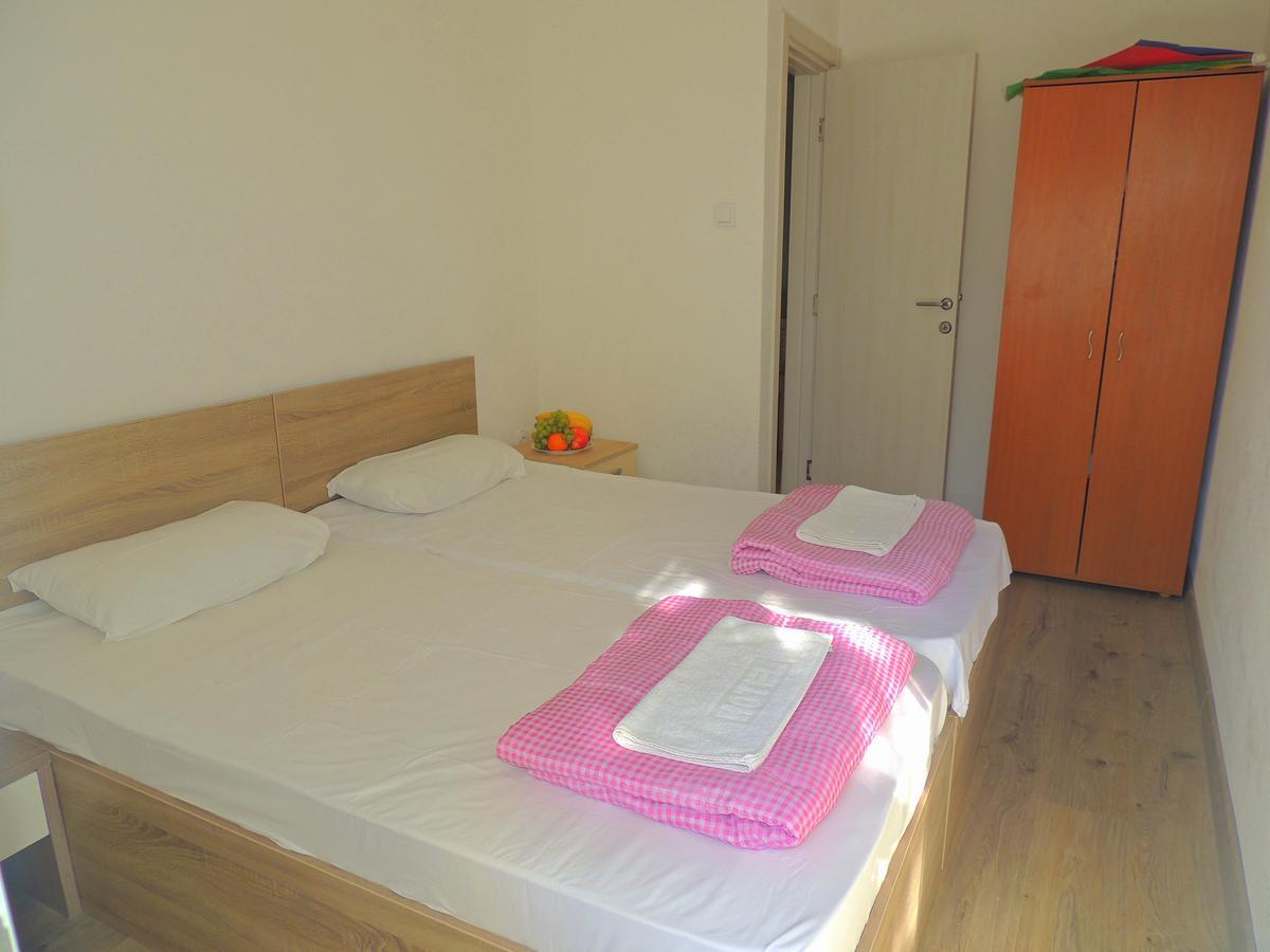 Guest House Jelena Budva Luaran gambar