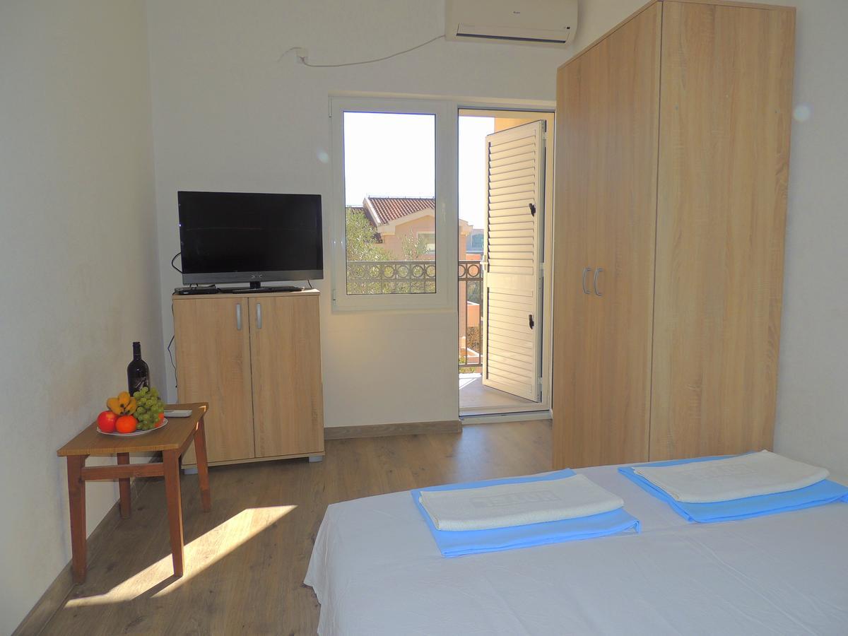 Guest House Jelena Budva Luaran gambar